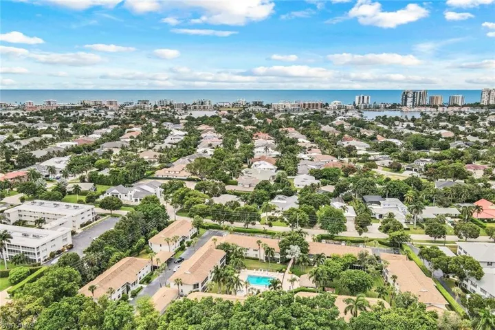 3200 Binnacle Dr B4, Naples, Florida 34103