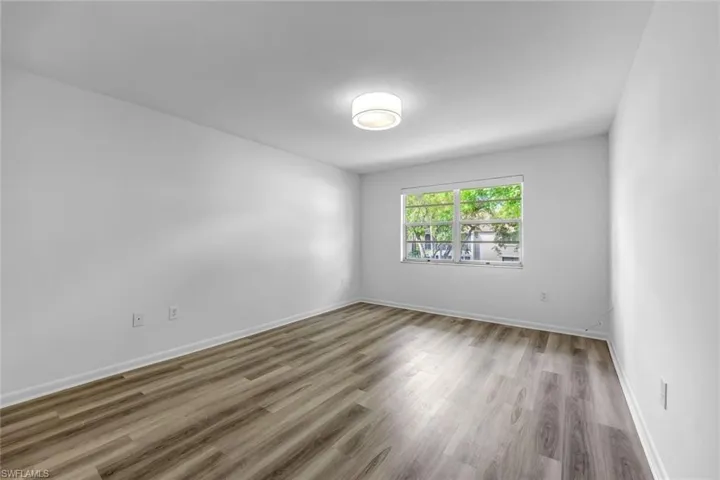 3200 Binnacle Dr B4, Naples, Florida 34103