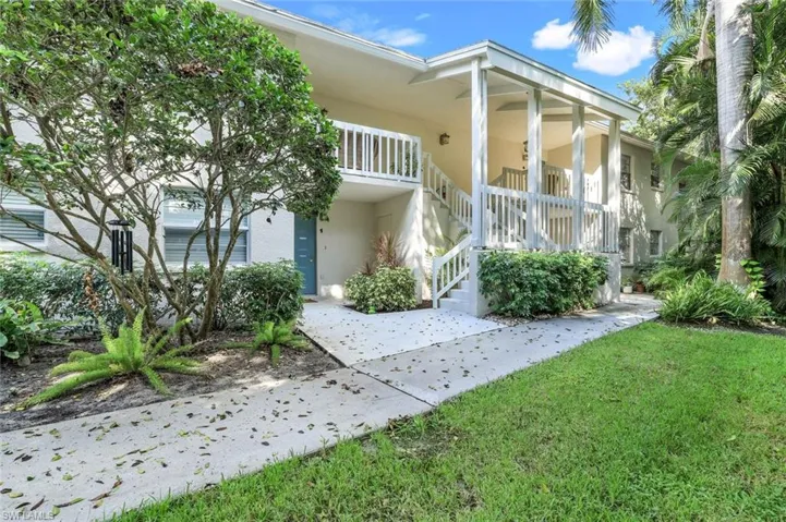 3200 Binnacle Dr B4, Naples, Florida 34103
