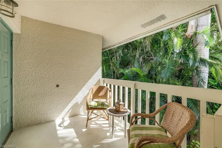 3200 Binnacle Dr B4, Naples, Florida 34103