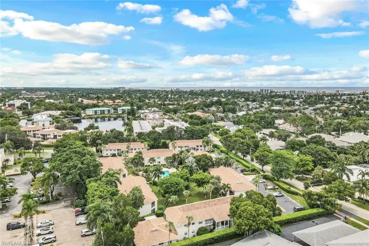 3200 Binnacle Dr B4, Naples, Florida 34103