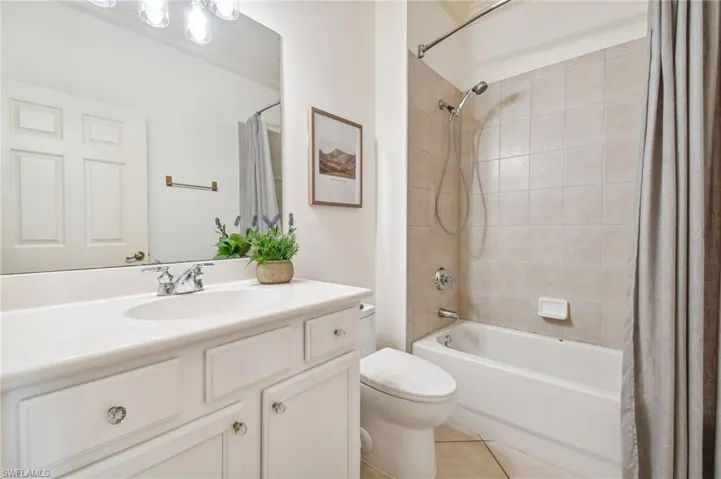 1623  Cayman  CT, Naples, FL 34119