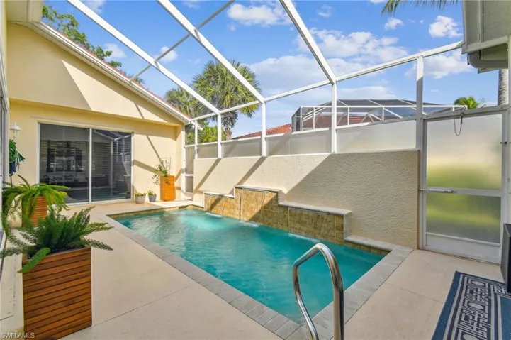 1623  Cayman  CT, Naples, FL 34119