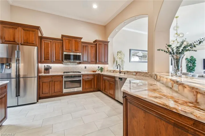1623  Cayman  CT, Naples, FL 34119