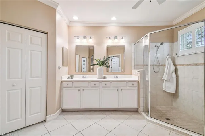 1623  Cayman  CT, Naples, FL 34119