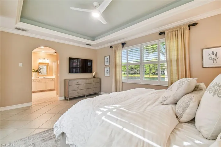 1623  Cayman  CT, Naples, FL 34119