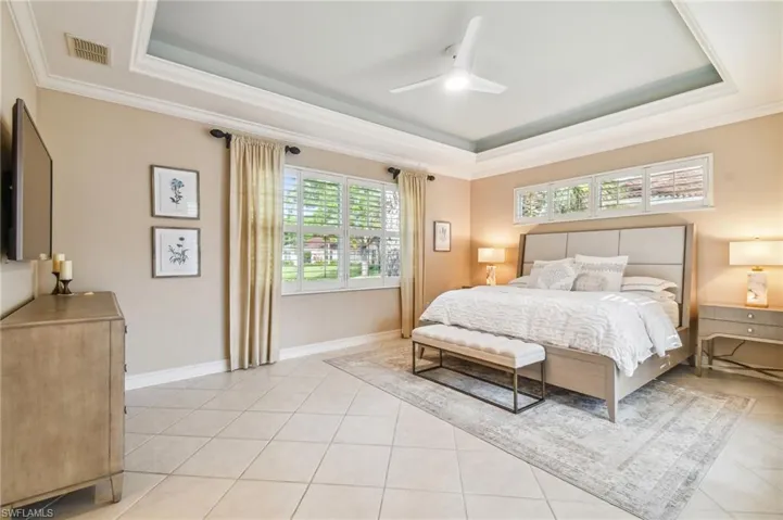 1623  Cayman  CT, Naples, FL 34119