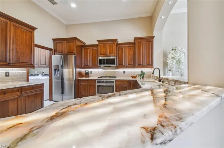 1623  Cayman  CT, Naples, FL 34119