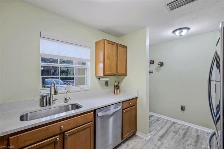 9072  Gervais  CIR, Naples, FL 34120