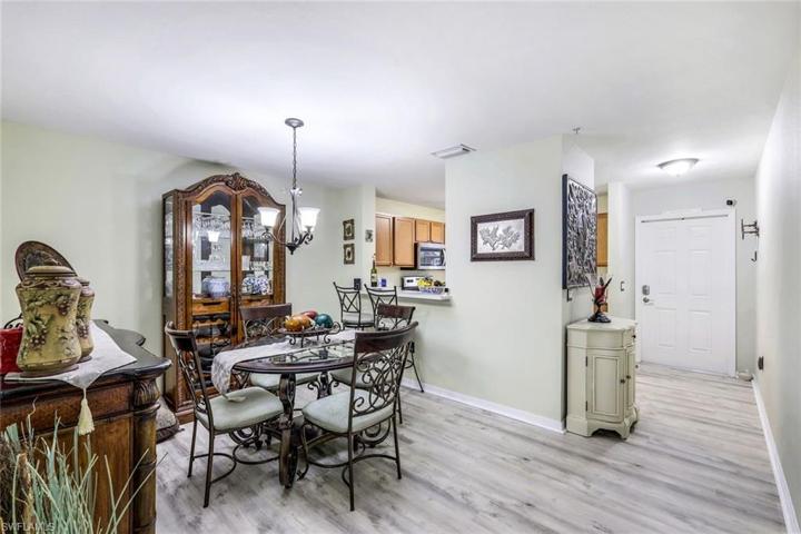 9072  Gervais  CIR, Naples, FL 34120