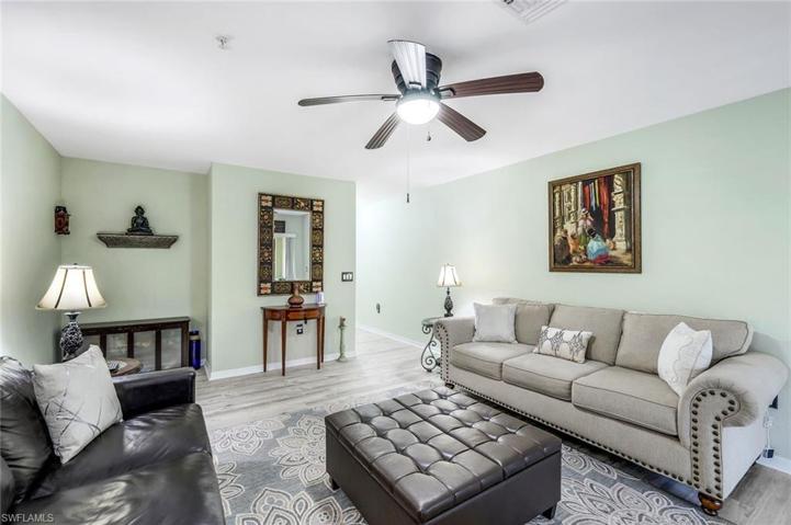 9072  Gervais  CIR, Naples, FL 34120