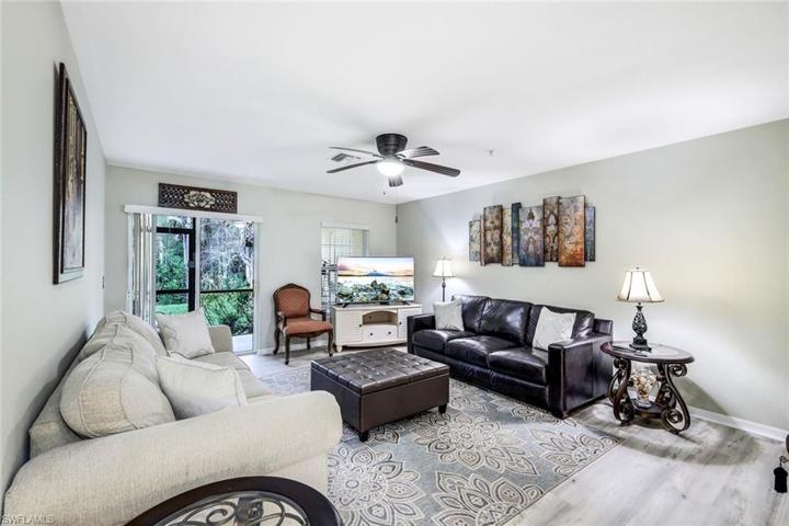 9072  Gervais  CIR, Naples, FL 34120
