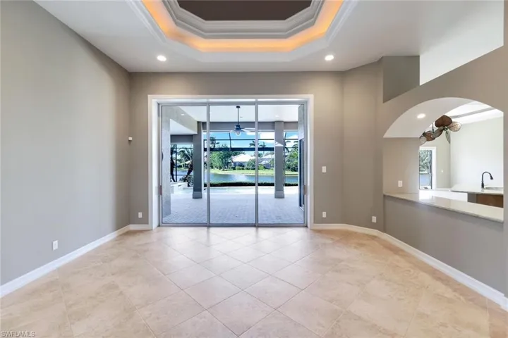 Foyer to Main living area