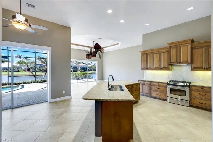 8955  Lely Island  CIR, Naples, FL 34113