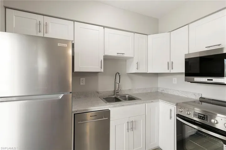 240 Collier Blvd D2, Marco Island, Florida 34145