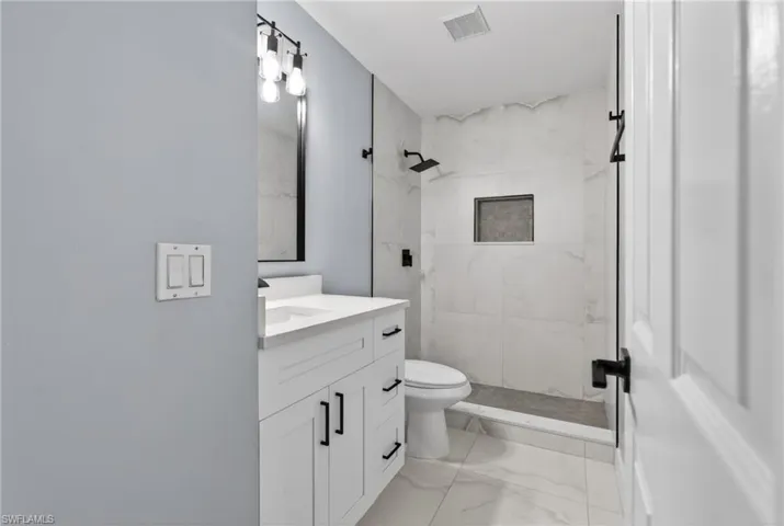 7745  Woodbrook  CIR, Naples, FL 34104