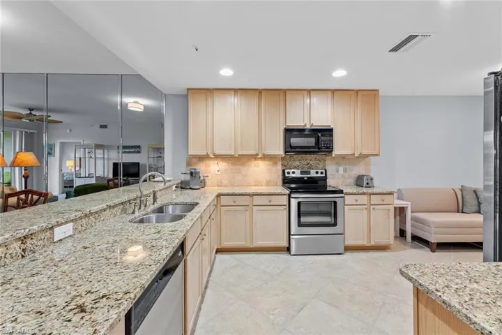 3538  HALDEMAN CREEK  DR, Naples, FL 34112