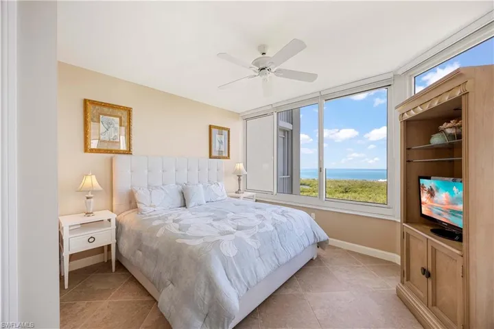 7117 Pelican Bay Blvd 1508, Naples, Florida 34108