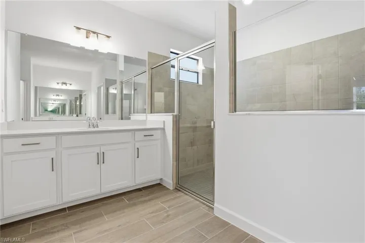 10566  Timber Creek  DR, Fort Myers, FL 33913