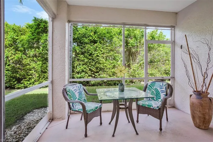 6605  Huntington Lakes  CIR, Naples, FL 34119