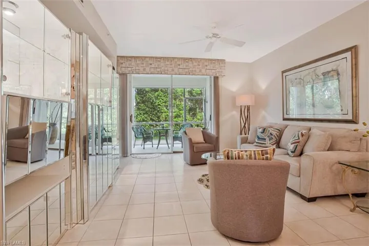 6605  Huntington Lakes  CIR, Naples, FL 34119