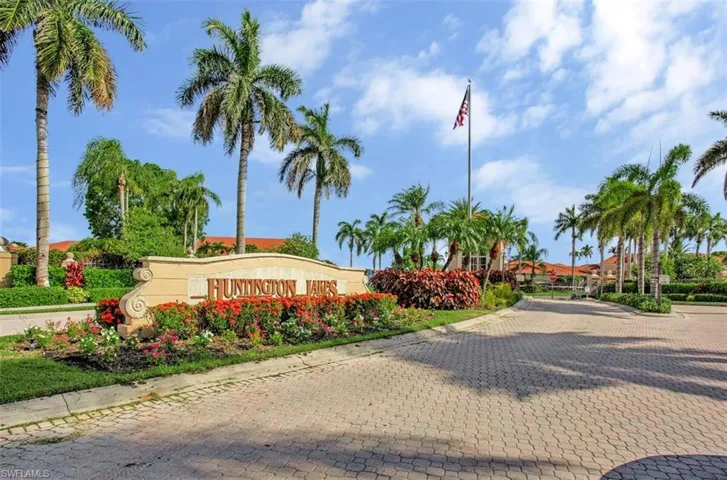 6605  Huntington Lakes  CIR, Naples, FL 34119