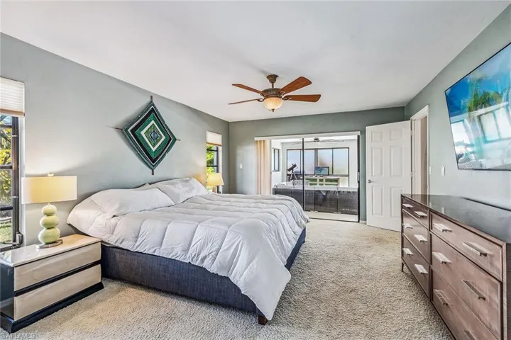 2208  Regal  WAY, Naples, FL 34110