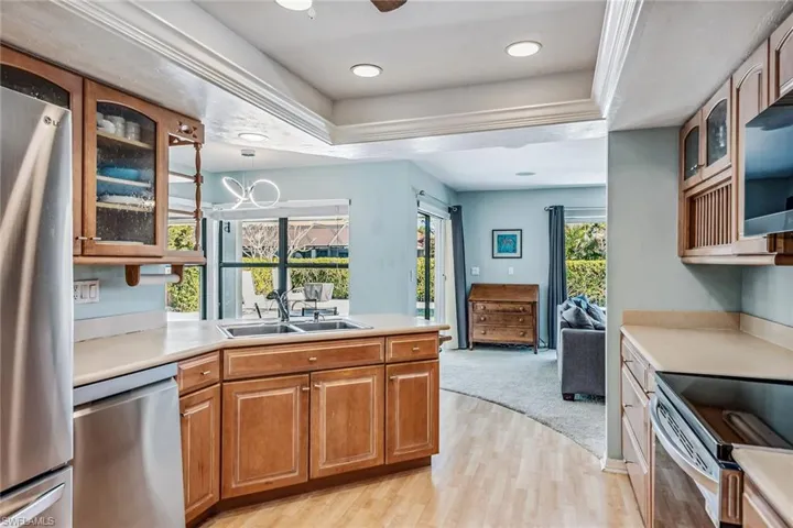 2208  Regal  WAY, Naples, FL 34110
