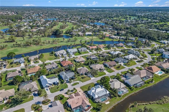 2208  Regal  WAY, Naples, FL 34110