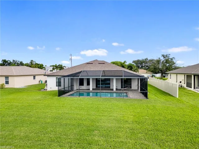 162 SE 20th  ST, Cape Coral, FL 33990