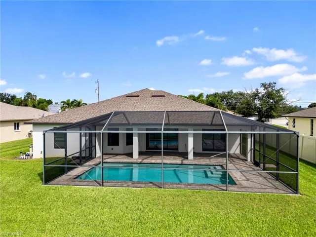 162 SE 20th  ST, Cape Coral, FL 33990