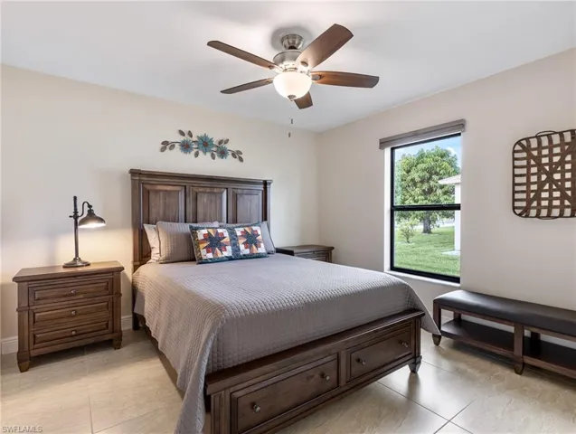 162 SE 20th  ST, Cape Coral, FL 33990