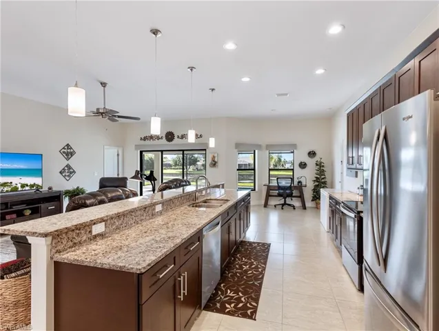162 SE 20th  ST, Cape Coral, FL 33990