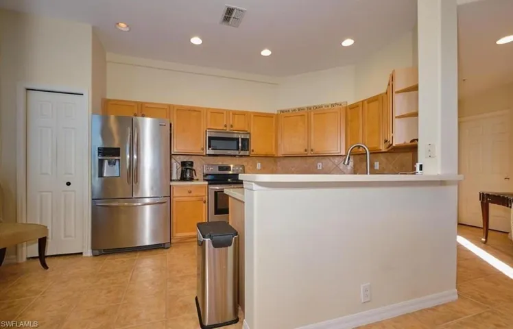 16491 Millstone Cir 207, Fort Myers, Florida 33908