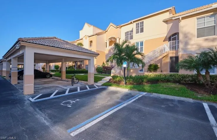 16491 Millstone Cir 207, Fort Myers, Florida 33908