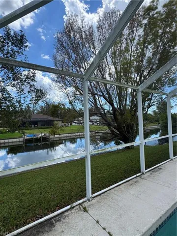 2314 Sw 22nd Ter, Cape Coral, Florida 33991