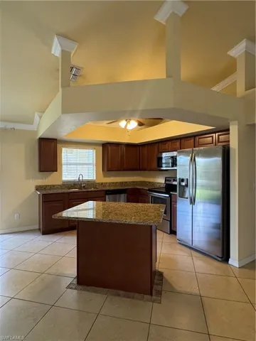 2314 Sw 22nd Ter, Cape Coral, Florida 33991