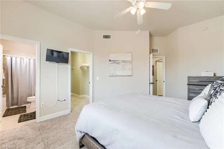 Guest bedroom
