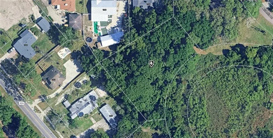 Property Map. Illustrating the boundaries and surrounding area of the property
