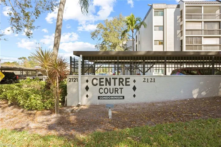 2121 Collier AVE # 306, FORT MYERS FL 33901