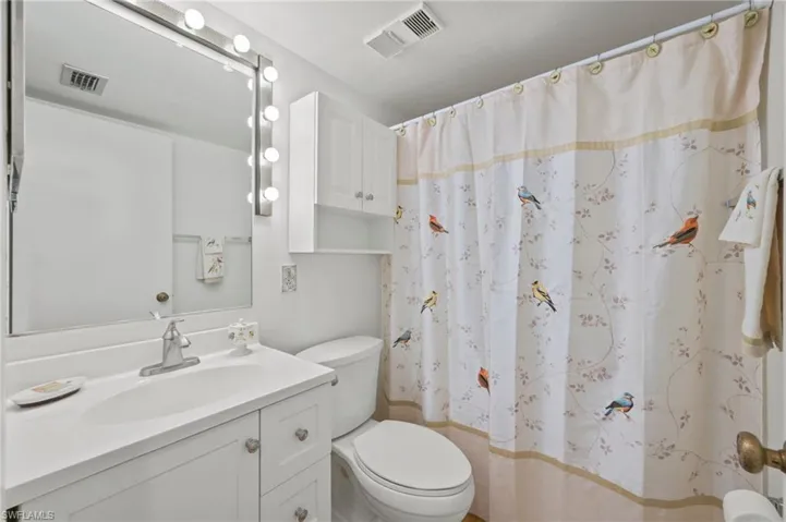 2121 Collier AVE # 306, FORT MYERS FL 33901