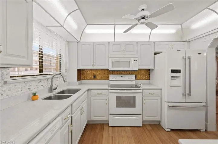 2121 Collier AVE # 306, FORT MYERS FL 33901