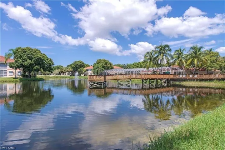 7576  Oleander Gate  DR, Naples, FL 34109