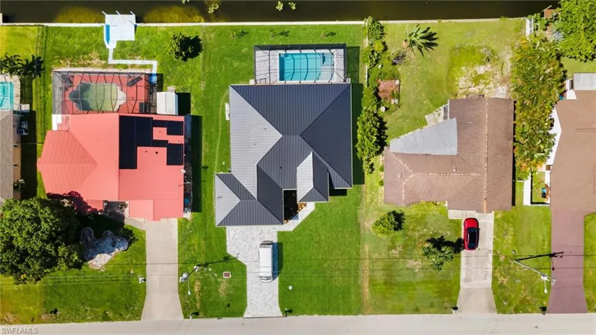 2127 Ne 1st Ter, Cape Coral, Florida 33909
