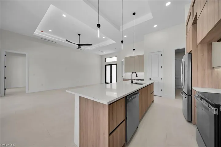 2127 Ne 1st Ter, Cape Coral, Florida 33909