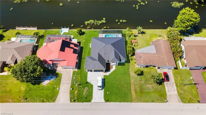 2127 Ne 1st Ter, Cape Coral, Florida 33909