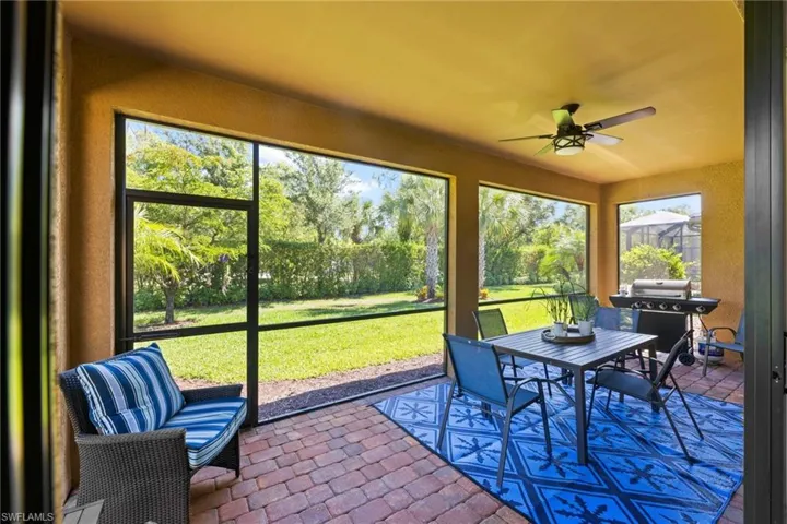 Screened in paved lanai