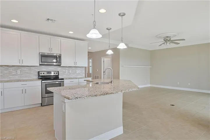 11765 Grand Belvedere Way 102, Fort Myers, Florida 33913