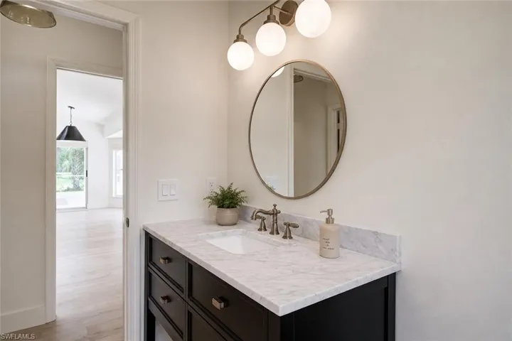 171 5th St Sw, Naples, Florida 34117