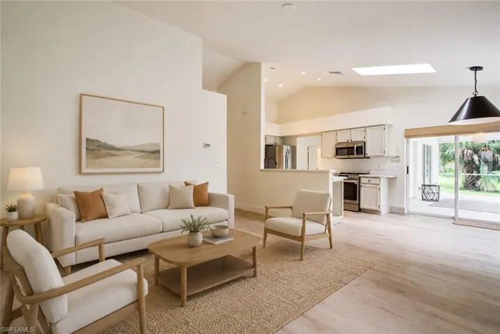 171 5th St Sw, Naples, Florida 34117
